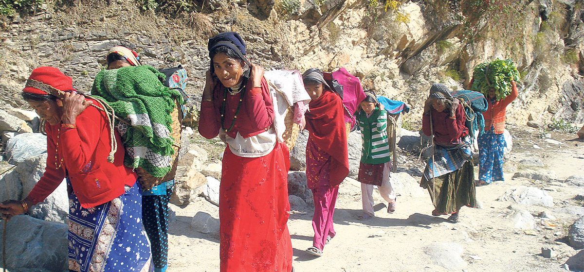 सुदूरपश्चिममा विवाहित छोरी चेलीलाई ‘त्यारमाणो’ दिने चलन